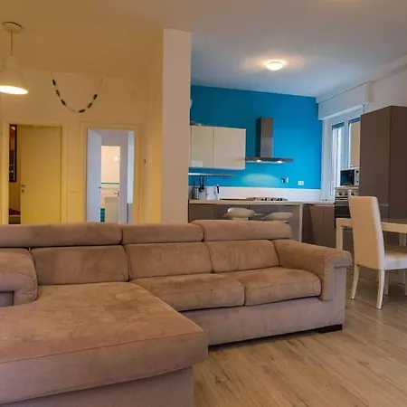 Lejlighed Nuovo Spazioso Trilocale In Collina Alassio