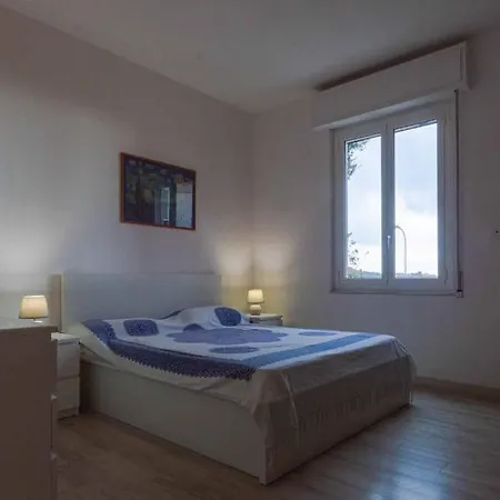 Nuovo Spazioso Trilocale In Collina 아파트 알라시오